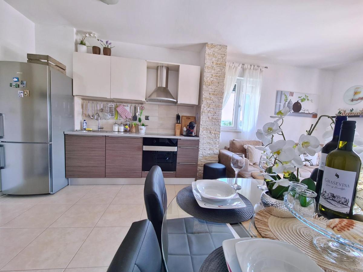Luxury Apartment Salona Exterior foto